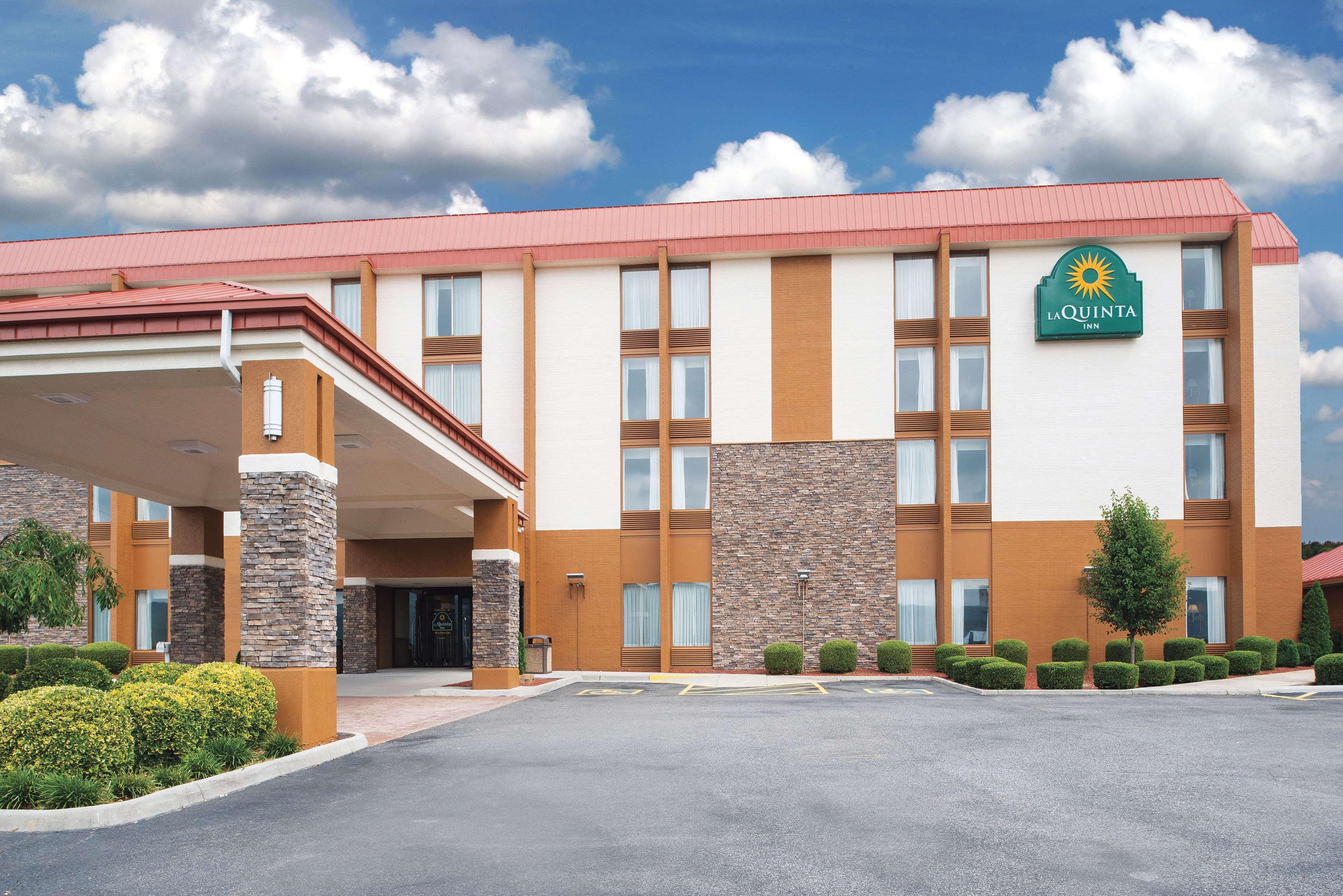 La Quinta By Wyndham Wytheville Bagian luar foto